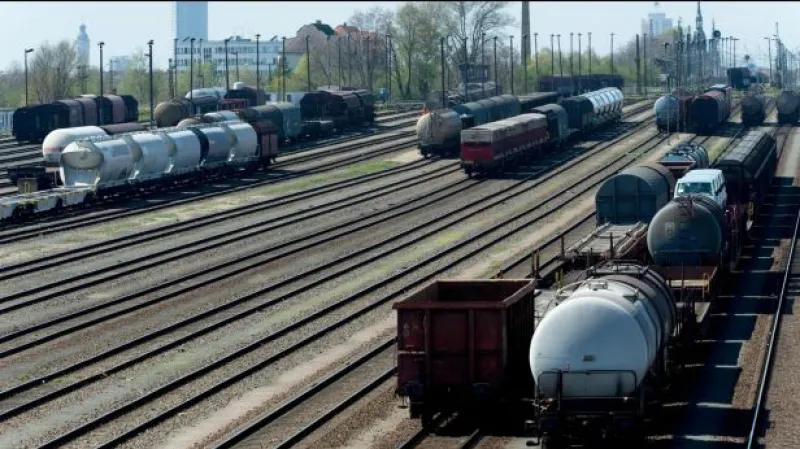 Události: Strojvůdci Deutsche Bahn zahájili už osmou stávku