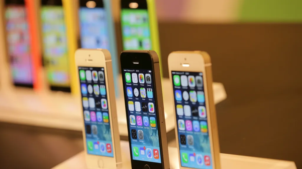 Telefony iPhone 5S a 5C