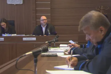 Přísedící u soudu zůstanou bez omezení, poslanci souhlasili s názorem senátorů