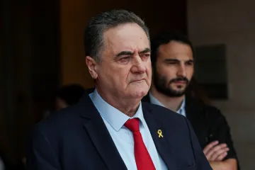 Izraelský ministr obrany hrozí anexí částí Pásma Gazy, nevydá-li Hamás rukojmí