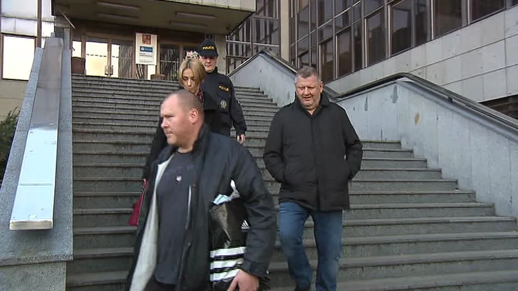 Ivo Rittig opouští budovu policejního ředitelství