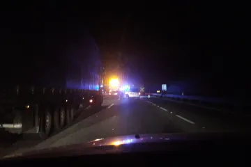 Nehoda nákladního auta a dodávky zastavila ve směru na Brno provoz na dálnici D1