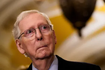 V listopadu se vzdám funkce, řekl lídr republikánů v Senátu Mitch McConnell
