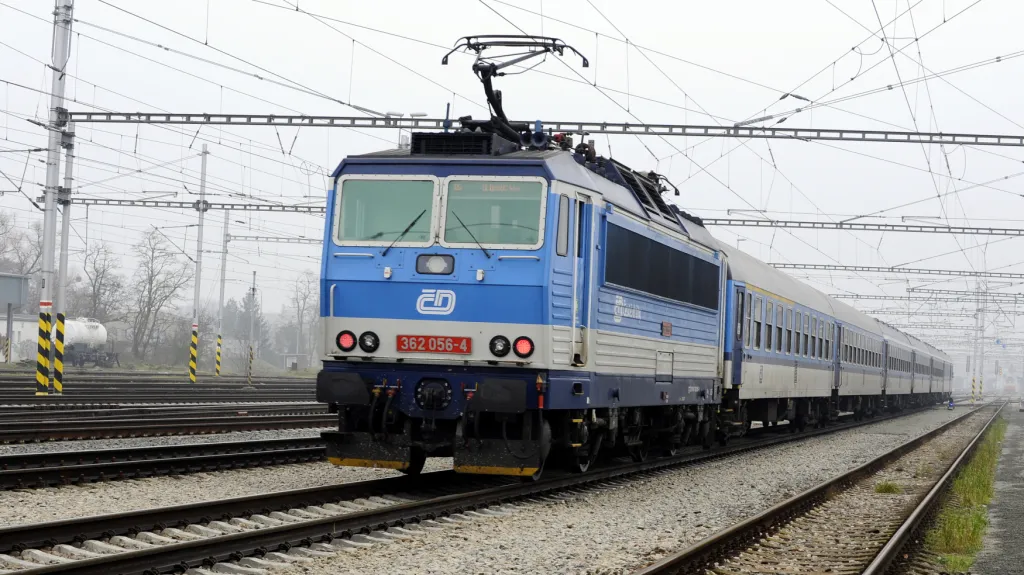 Vlak na nádraží v Břeclavi