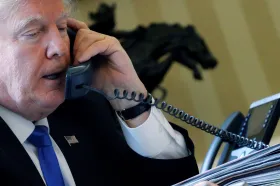 Trump s Putinem řešili i možnou výměnu vězňů, tvrdí Kreml
