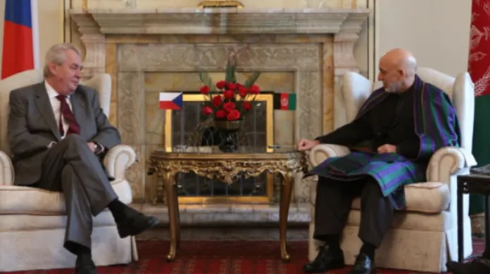 Miloš Zeman s afghánským prezidentem Hámidem Karzajem