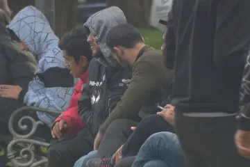 Na nádraží v Praze se objevuje stále více uprchlíků ze Sýrie. Jedná se o vzniku provizorního zázemí