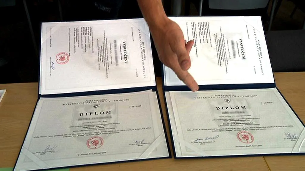 Vysokoškolské diplomy