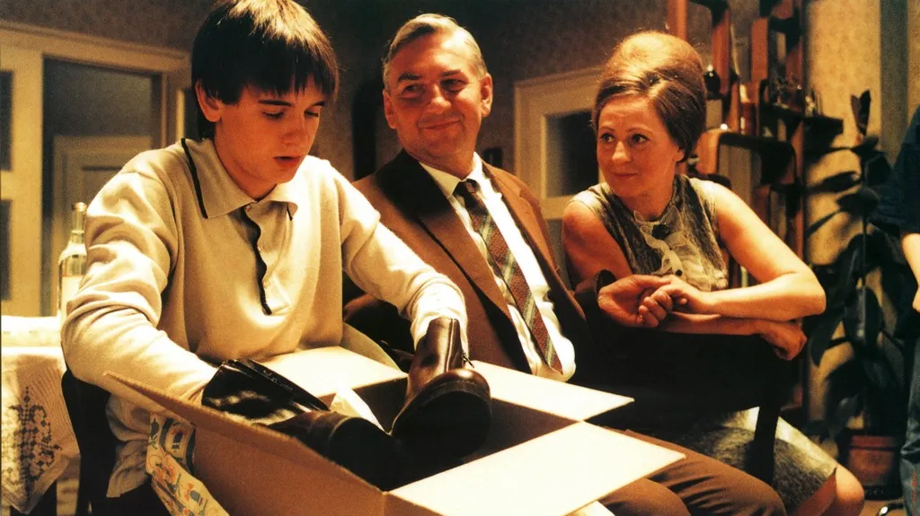 Pelíšky (1999, režie: Jan Hřebejk)