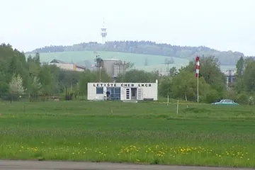 Po Luftwaffe přijdou na chebské letiště sportovci