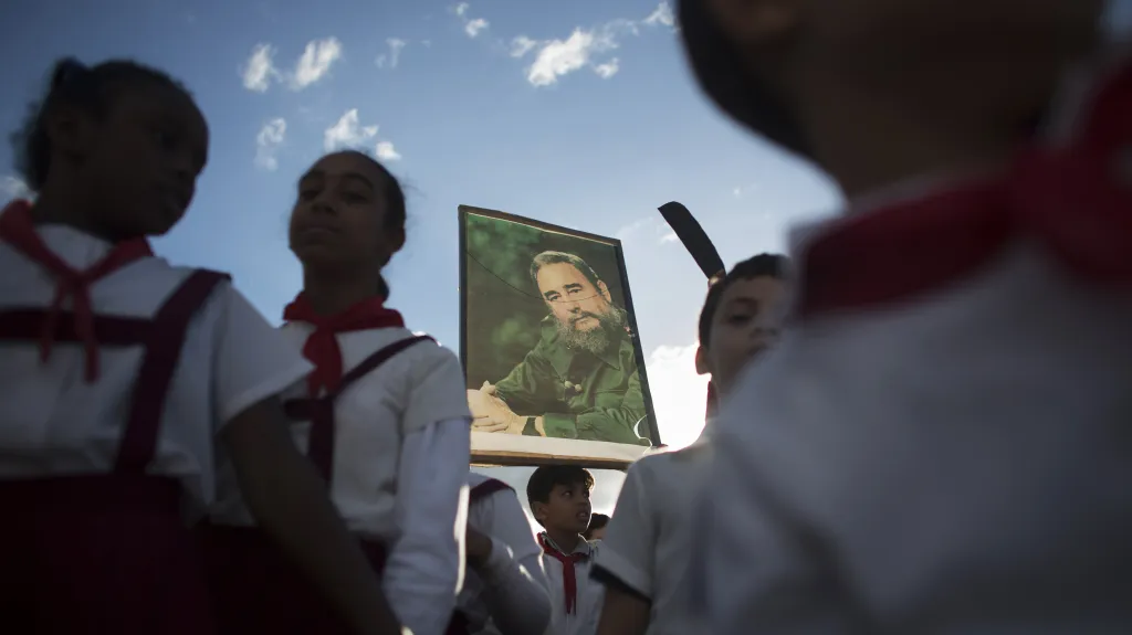Oslava vůdce revoluce v centru Havany