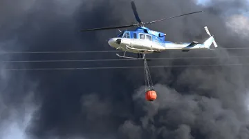 Hasiči likvidují požár v Hustopečích nad Bečvou