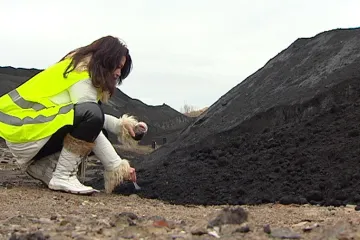 Rakovinotvorné kaly z ostravských lagun se prodávají jako palivo