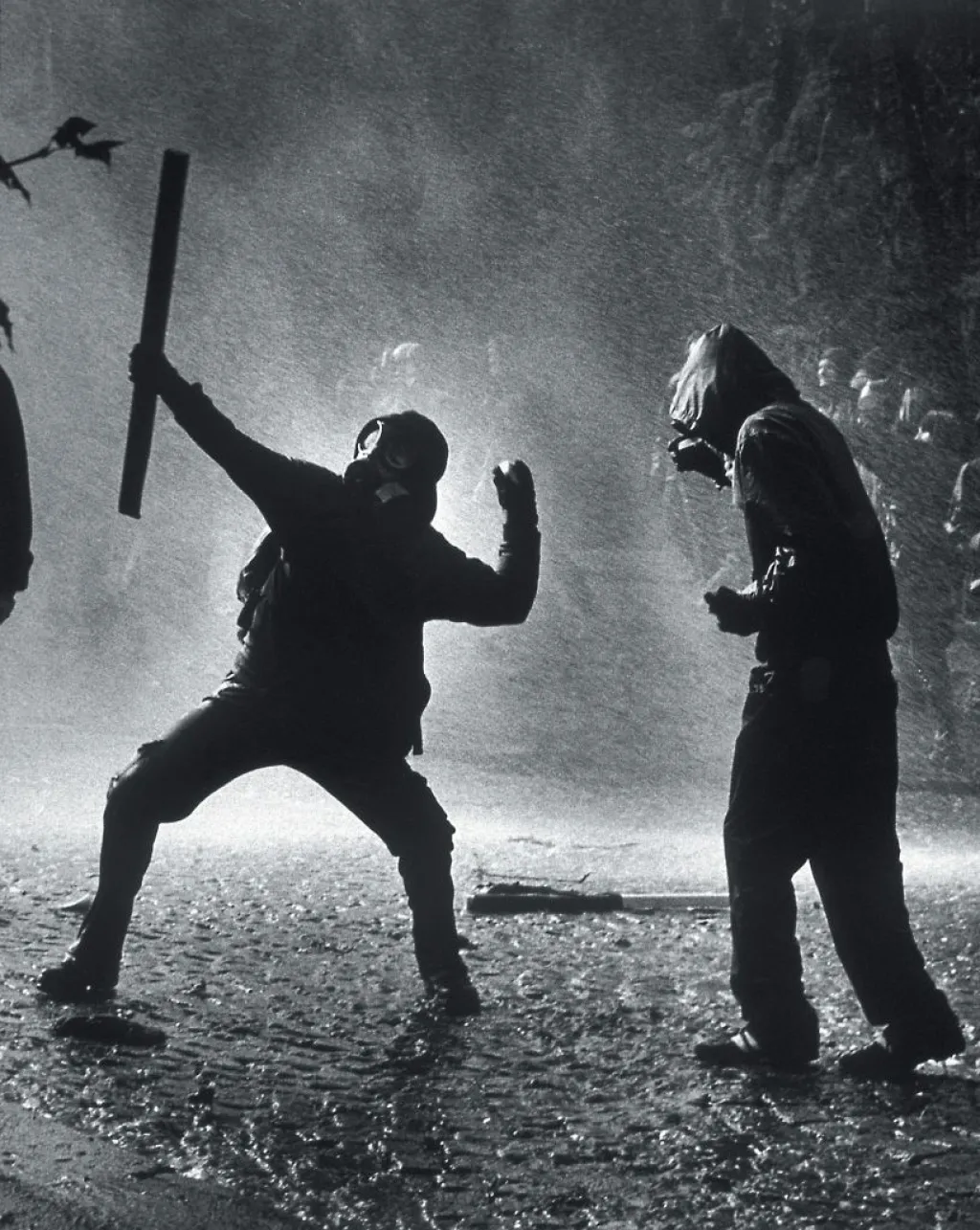 Fotografie roku 2000.Kameny a násilím proti globalizaci, Praha, 26. září 2000.