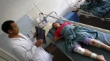 Zraněná žena v nemocnici v Biškeku