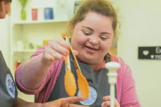 Unikátní divadelní projekt pracuje s lidmi s Downovým syndromem. Redaktorka ČT ho půl roku mapovala