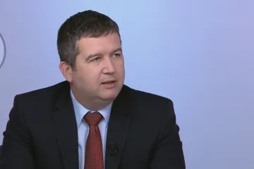 Budu od Staňka žádat vysvětlení. Hamáček se divil, že Fajtovi nabídli post finančního ředitele