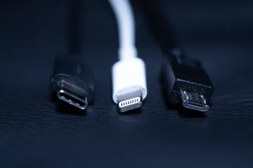 EU chystá zavedení jednotné nabíječky, do budoucna má pro všechny přístroje stačit USB-C