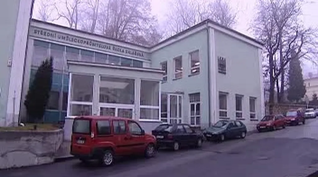 Sklářská škola v Kamenickém Šenově