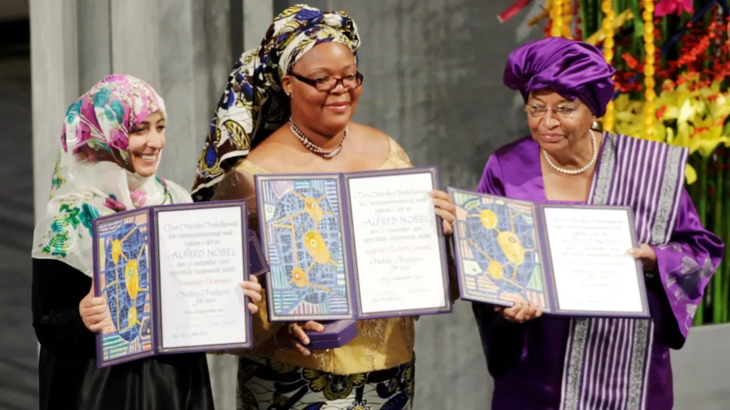 Tavakkul Karmánová, Leymah Gboweeová, Ellen Johnsonová Sirleafová