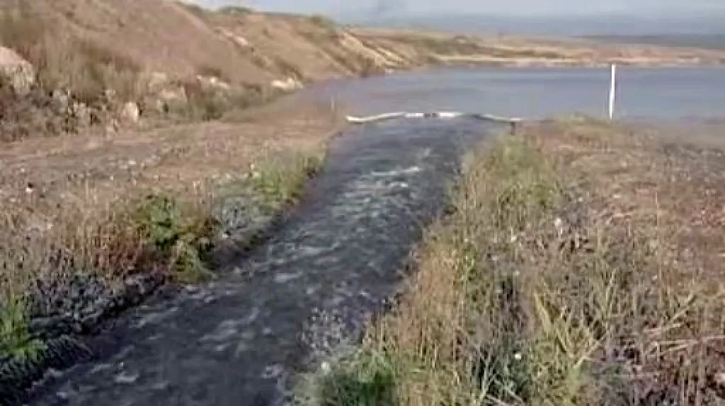 Napouštění jezera