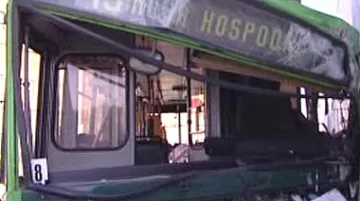 Zničený trolejbus