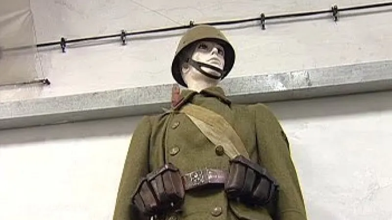 \"S padákem nad hlavou\" se jmenuje nová výstava v dělostřelecké tvrzi Hůrka.