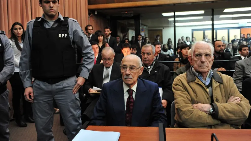 Videla a Bignone u soudu