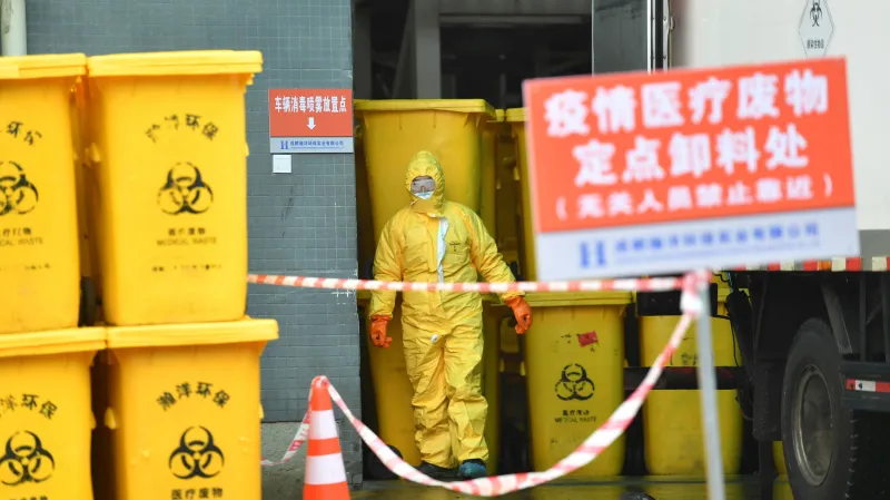 Kontaminovaný zdravotnický materiál ve městě Čcheng-tu