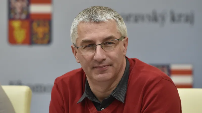 Vitula si nakonec ponechá obě placené funkce