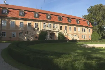 O půlnoci končí lhůta pro zájemce z řad státních institucí o zámek Štiřín