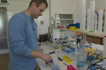 Výzkum brněnského vědce o nádorech vaječníků ocenila prestižní americká nadace