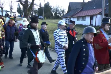 Poniklá vynikla masopustem