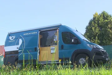 Česká pošta odložila testování mobilní pošty na Hradecku. Obce jsou proti zrušení kamenných poboček