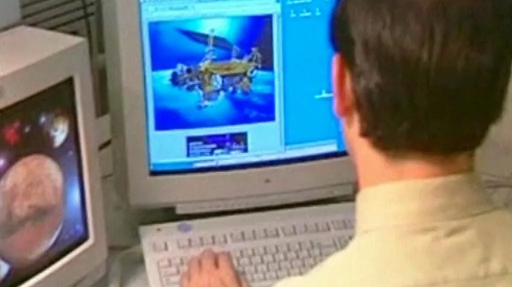 Sledování osy satelitu UARS