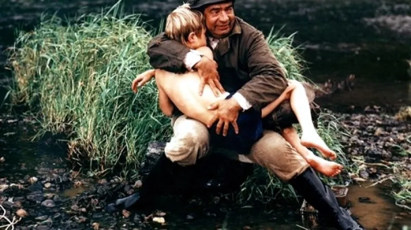 Snímek z filmu Zlatí úhoři