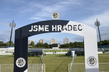 Správcem stavby fotbalového stadionu v Hradci Králové bude společnost Arcadis