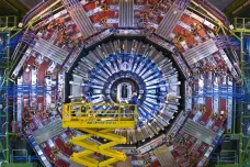 Vědci v CERNu chtějí nový a větší urychlovač částic. Má stát stovky miliard