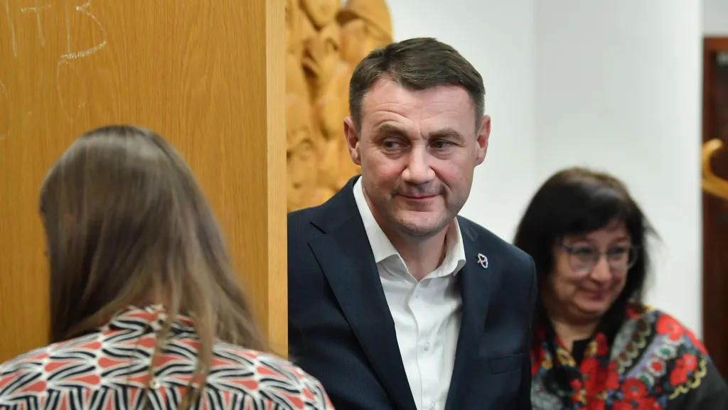 Hejtman Libereckého kraje Martin Půta na koaličním jednání zástupců SLK a SPOLU