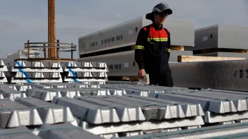 Ilustrační foto – hliníkové ingoty