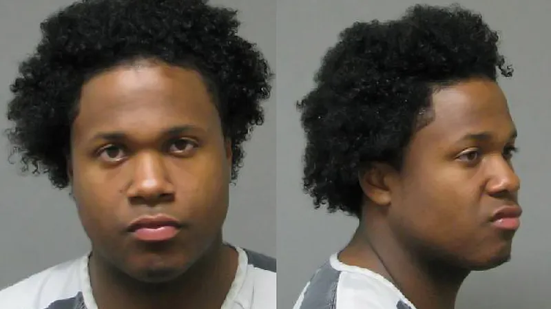 Vrah policistů Ismaaiyl Brinsley...