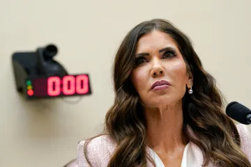 Noemová skončí ve funkci ministryně vnitřní bezpečnosti USA