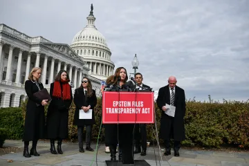 Americký Senát podpořil návrh zveřejnit spisy k Epsteinovi