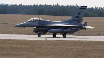 Stíhací letoun F-16 Fighting Falcon (USA)