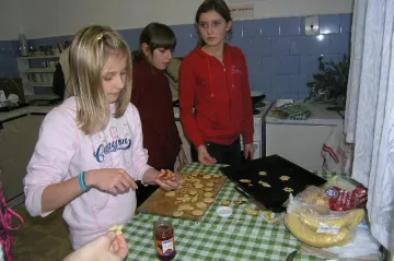 V Šumné pekli vánoční cukroví