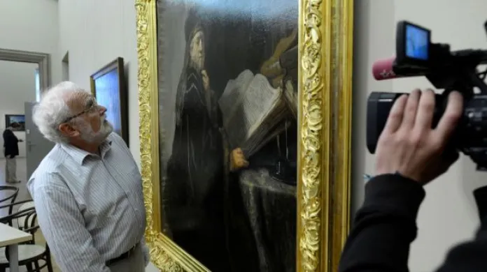 Rembrandtův Učenec ve studovně se vrátil