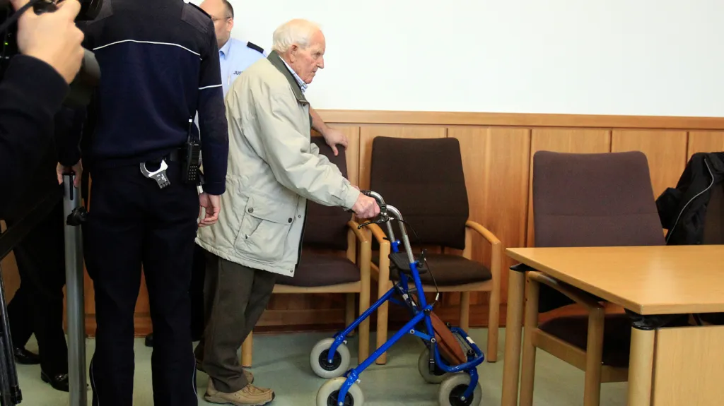 Siert Bruins před soudem v Hagenu