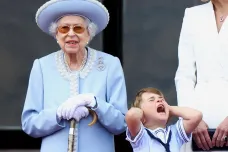 Královna Alžběta II. slaví platinové jubileum. Na britský trůn usedla před 70 lety