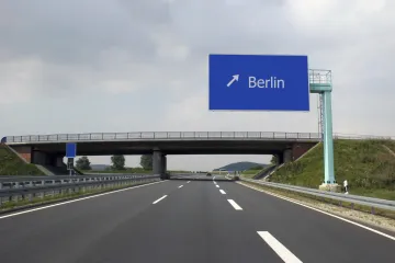 Brusel kritizuje plány Německa na mýtné pro cizince