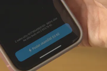 Peníze bude možné poslat přes telefonní číslo, bankéři chtějí omezit mylné transakce